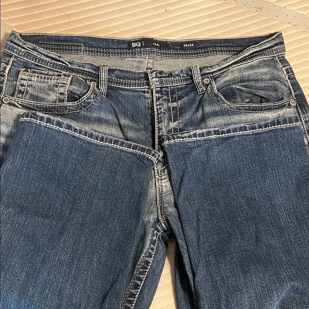 BKE Medium Blue Men's Straight Leg Jeans